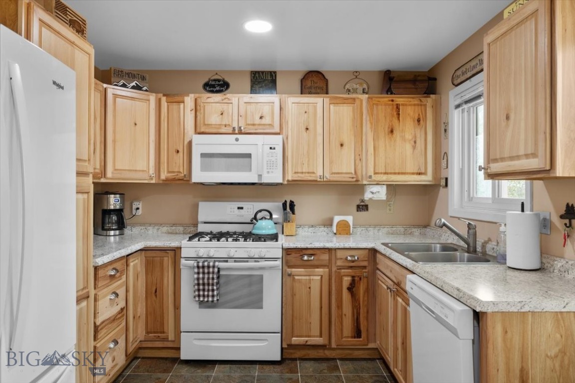 1722 Cheryl Street Property Photo 6