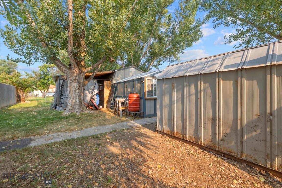 1722 Cheryl Street Property Photo 30