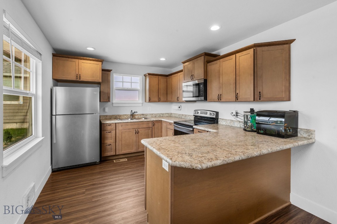 255 Johnson Avenue Property Photo 5
