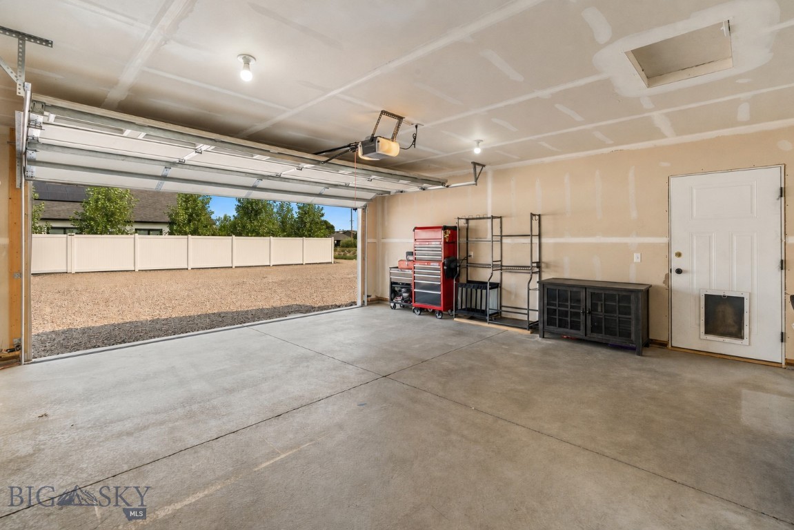 255 Johnson Avenue Property Photo 15