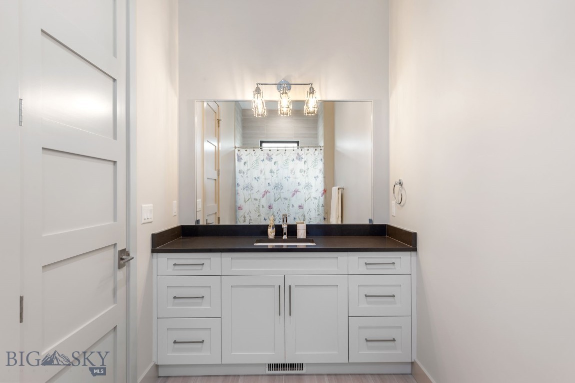75 Balmoral Trail Property Photo 45