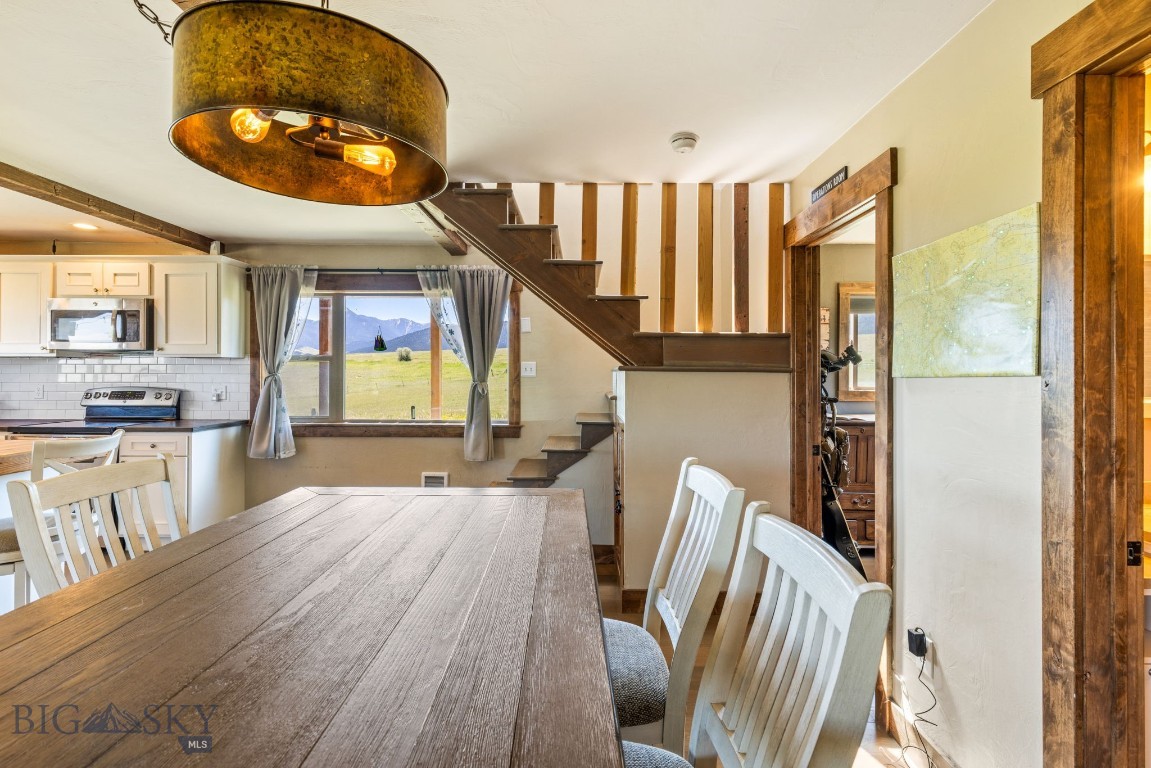 30 Wineglass Loop N Property Photo 23
