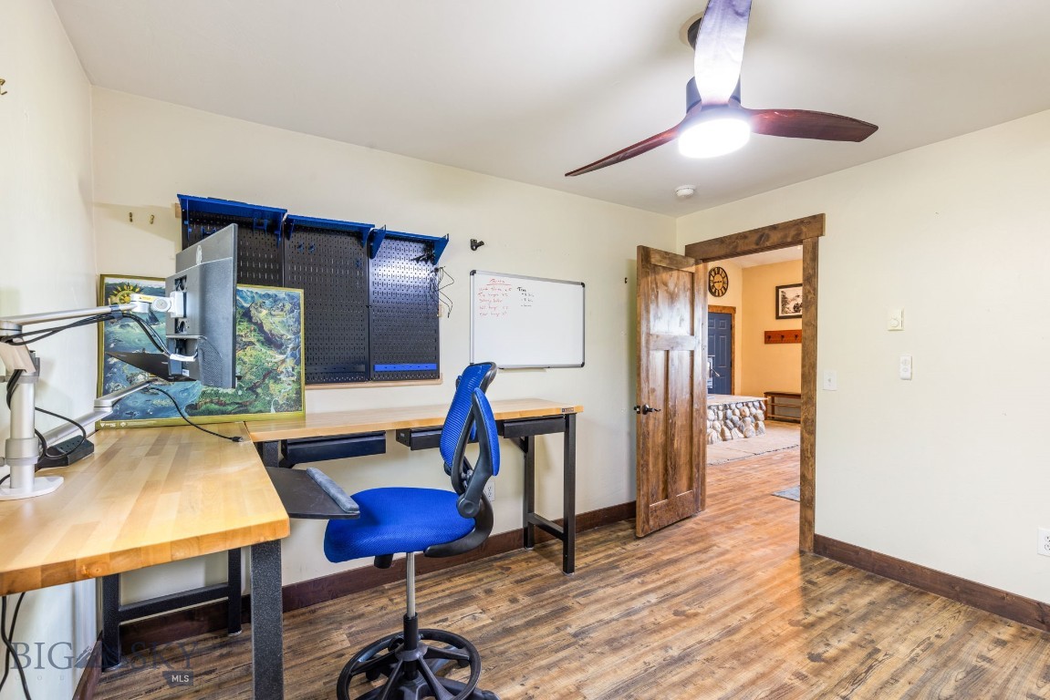 30 Wineglass Loop N Property Photo 40