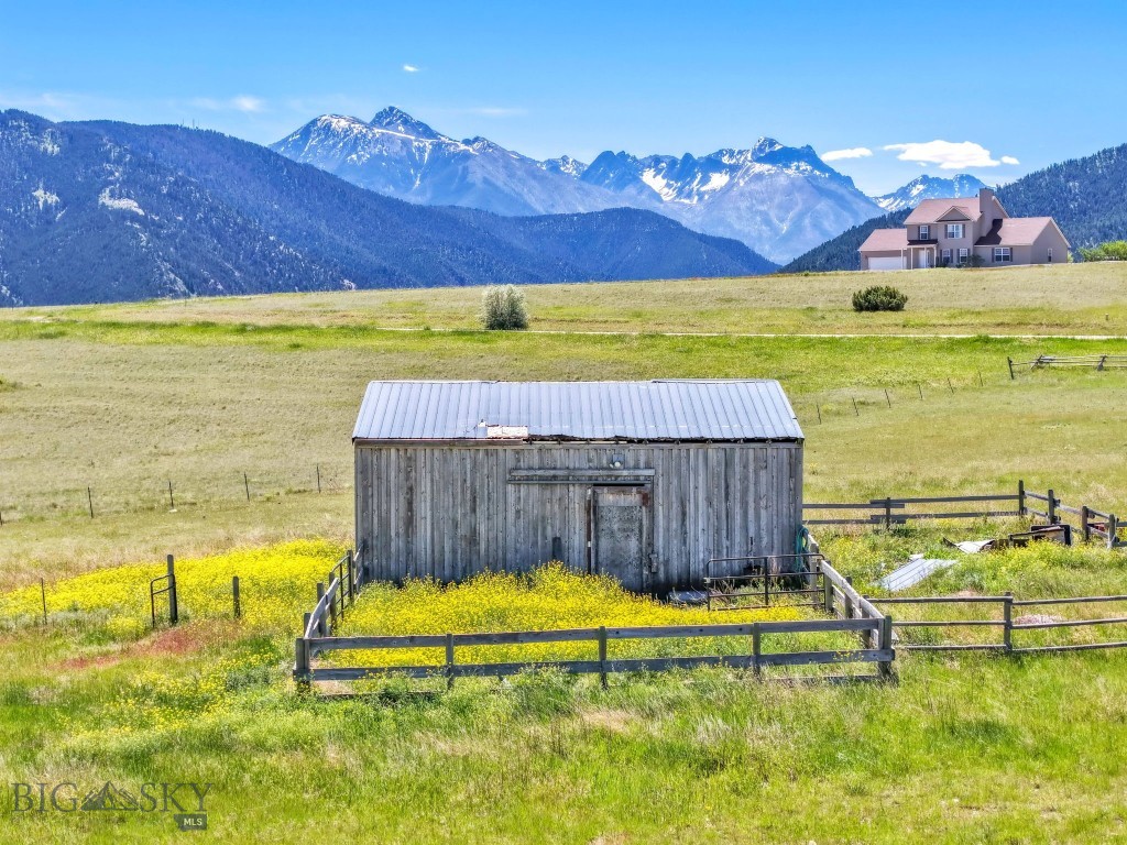 30 Wineglass Loop N Property Photo 69
