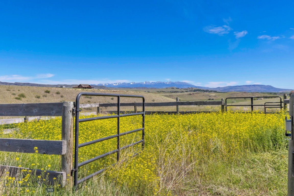 30 Wineglass Loop N Property Photo 83