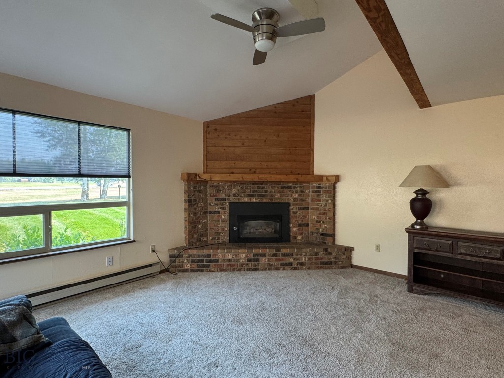 10 Gallatin Drive C Property Photo 5