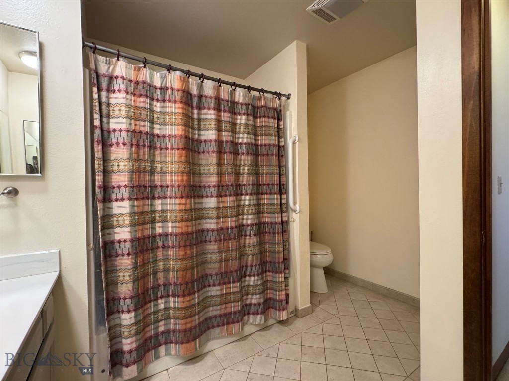 10 Gallatin Drive C Property Photo 15