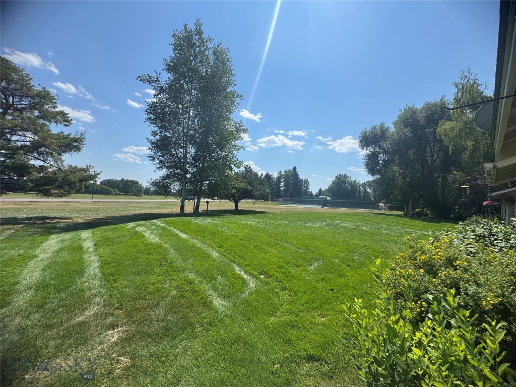 10 Gallatin Drive C Property Photo 33