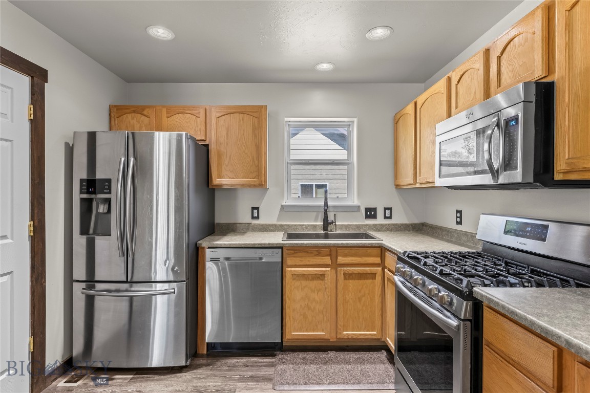 618 N River Rock Drive Property Photo 14
