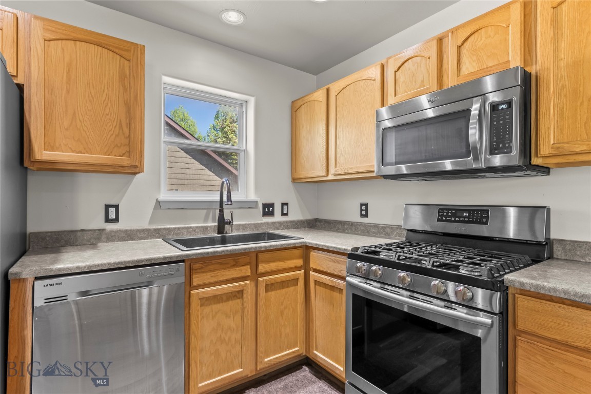 618 N River Rock Drive Property Photo 15