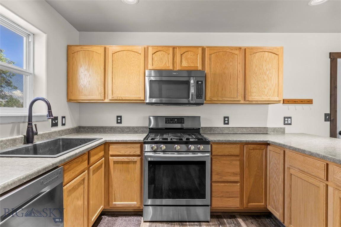 618 N River Rock Drive Property Photo 16