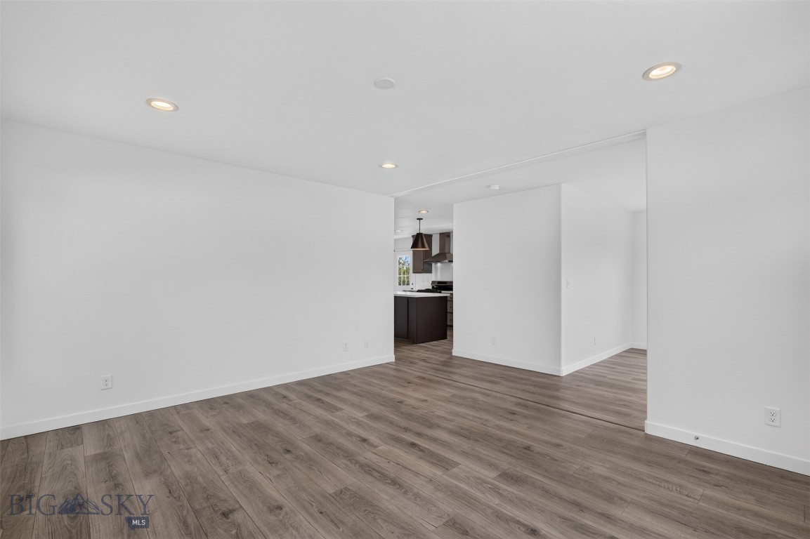 306 S Cook Street Property Photo 7