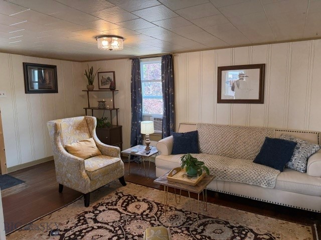 422 E Center Property Photo 2