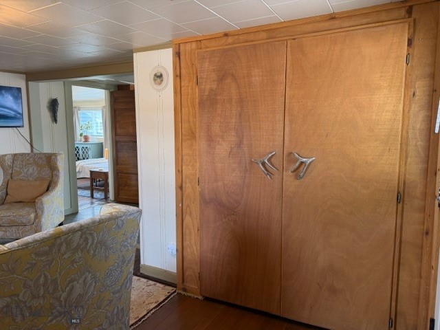 422 E Center Property Photo 6