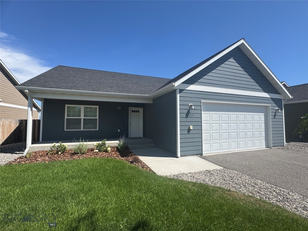 2245 Sturnella Property Photo