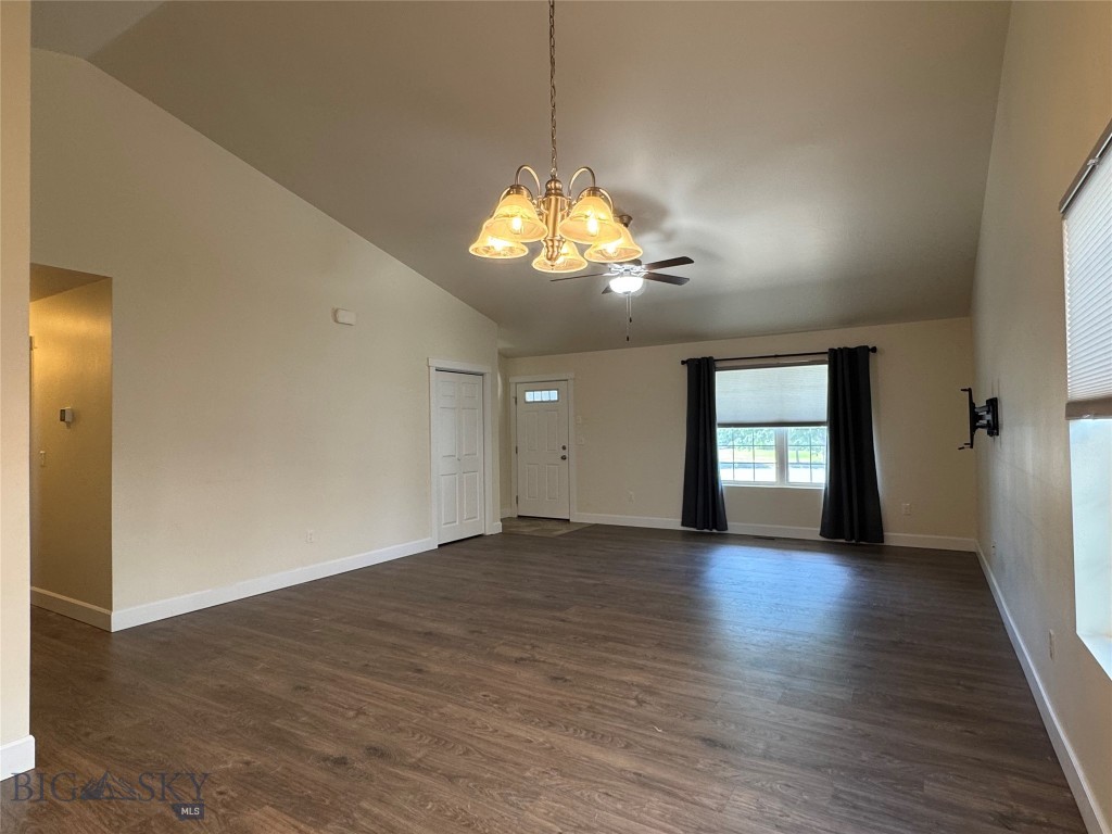 2245 Sturnella Property Photo 9