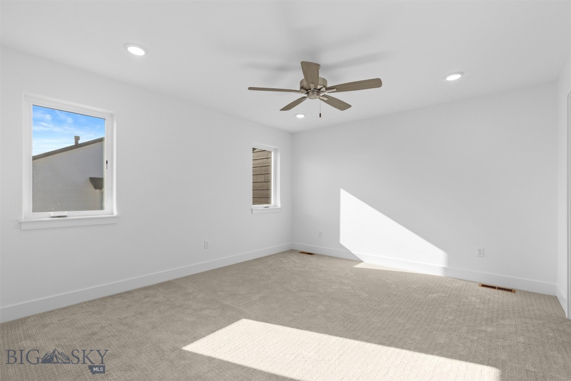 2239 Slate Road Property Photo 9