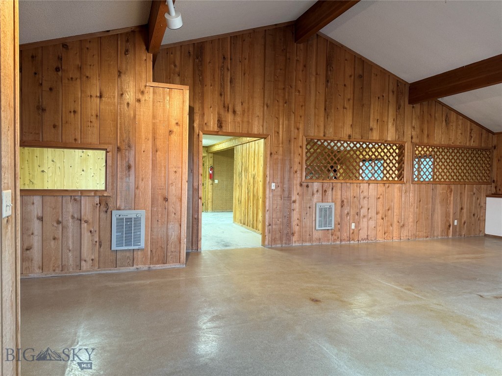 519 W 1st Avenue Property Photo 8