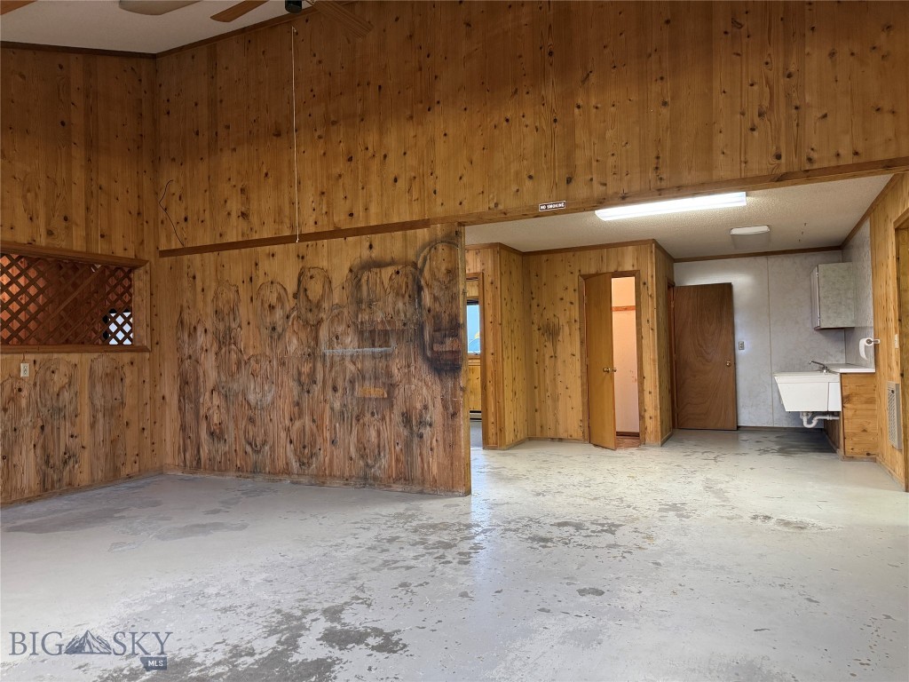 519 W 1st Avenue Property Photo 19