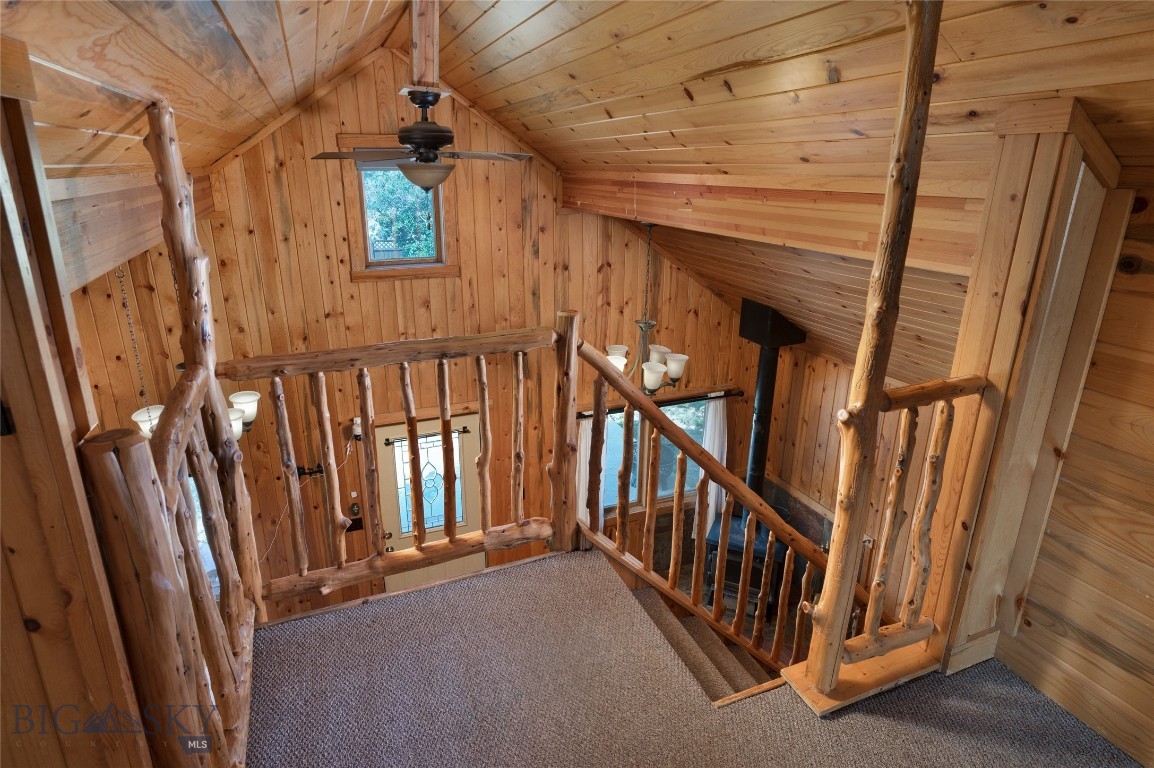 205 S Cedar Property Photo 9
