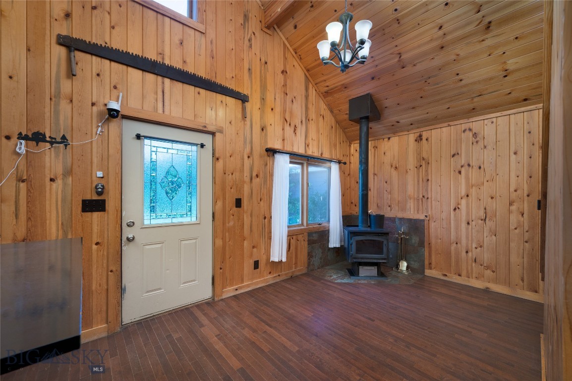 205 S Cedar Property Photo 12