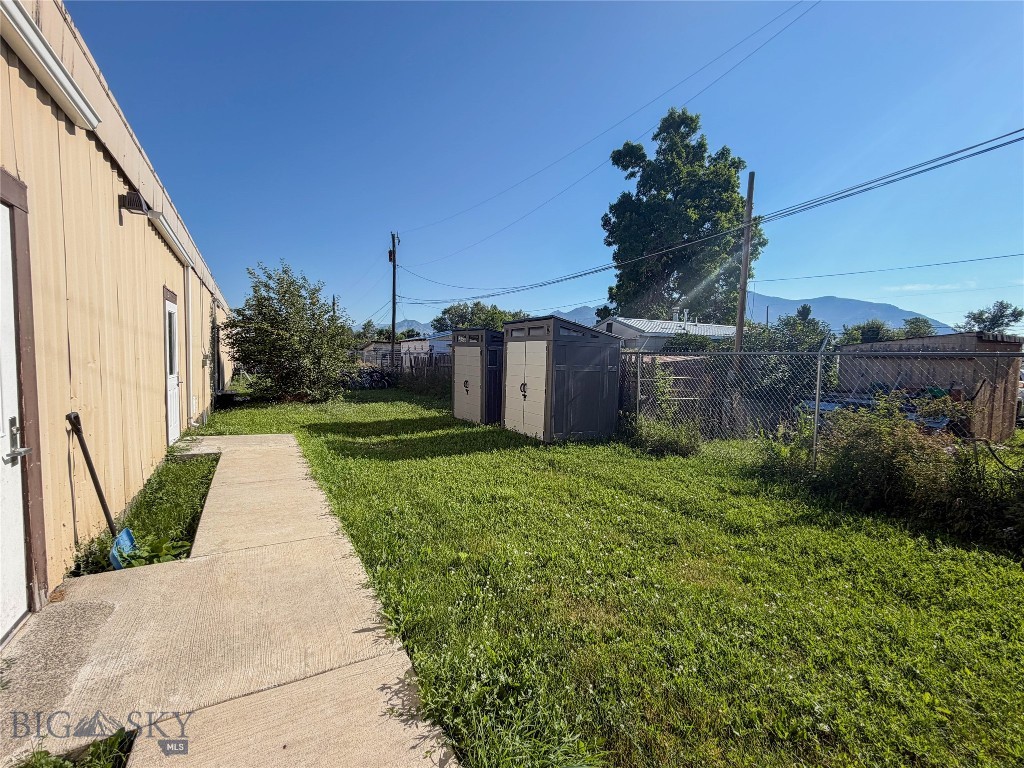 2104 Industrial Drive B Property Photo 11