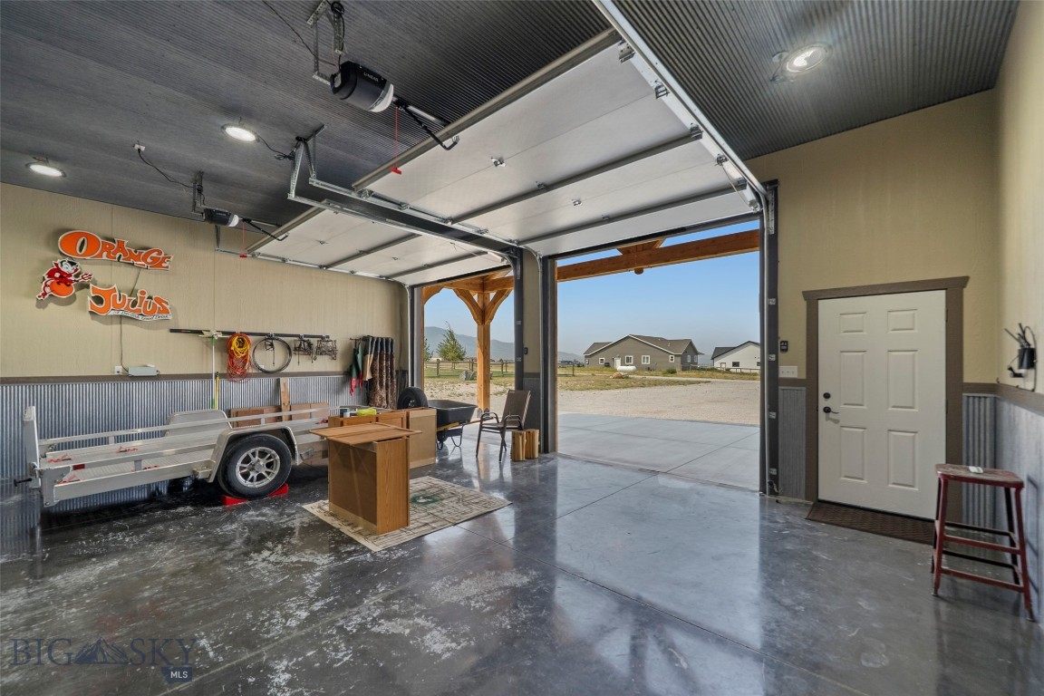 9 Blackfoot Trail Property Photo 48