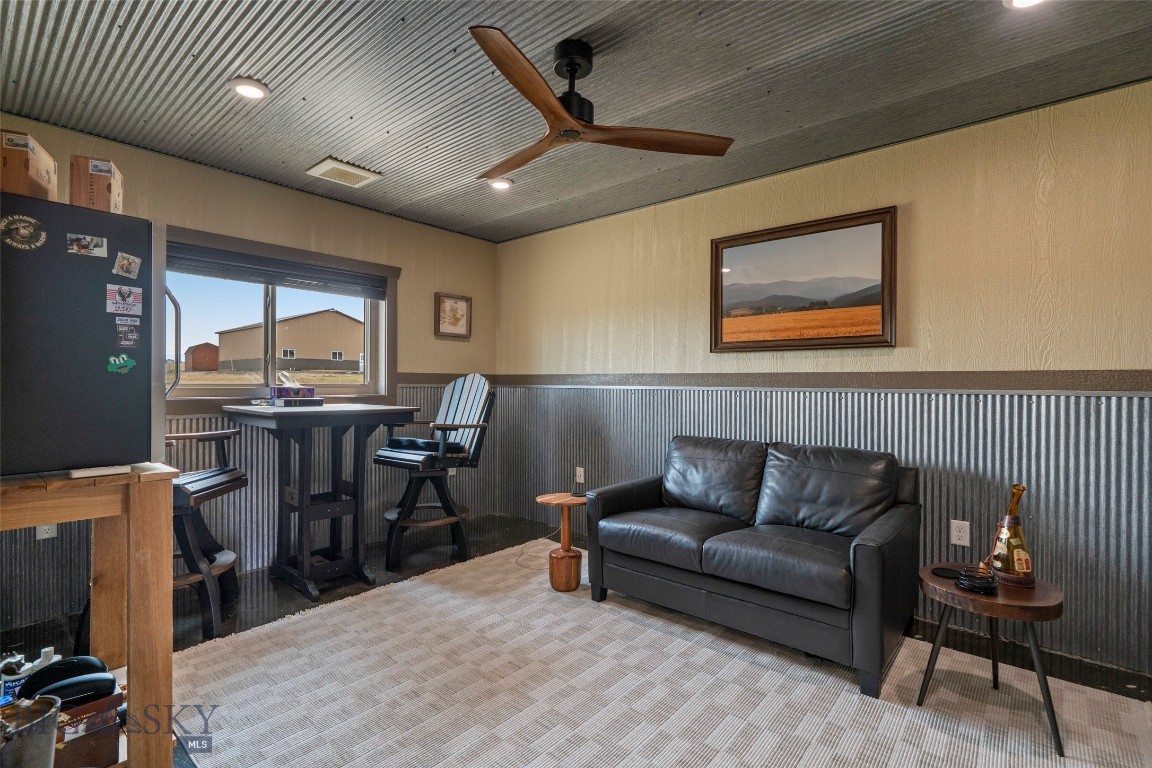 9 Blackfoot Trail Property Photo 52