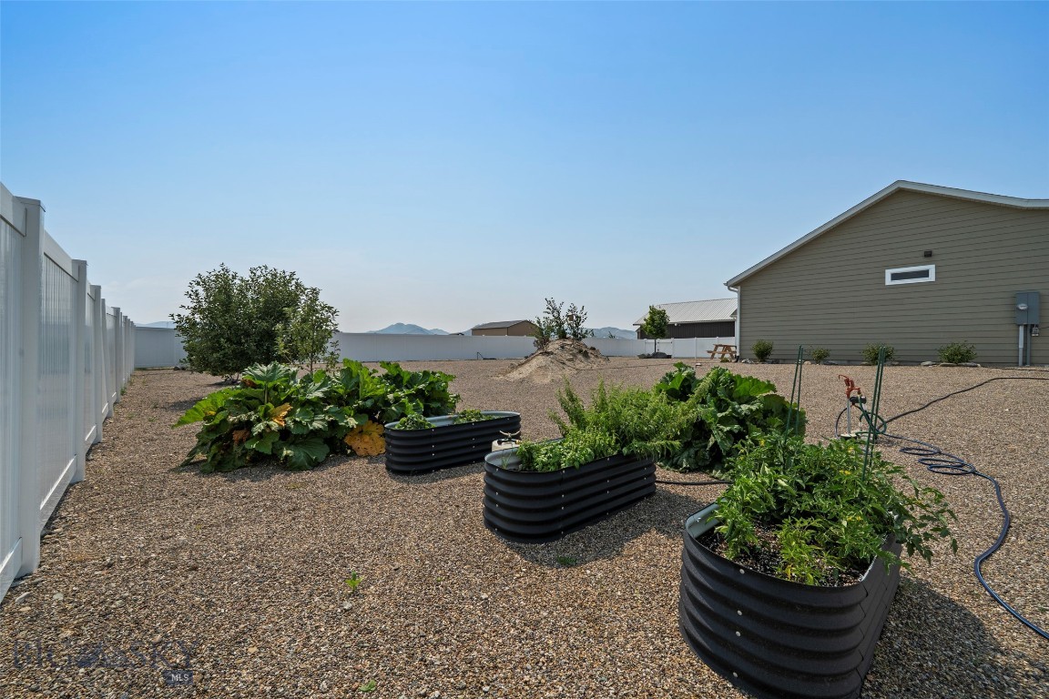 9 Blackfoot Trail Property Photo 65