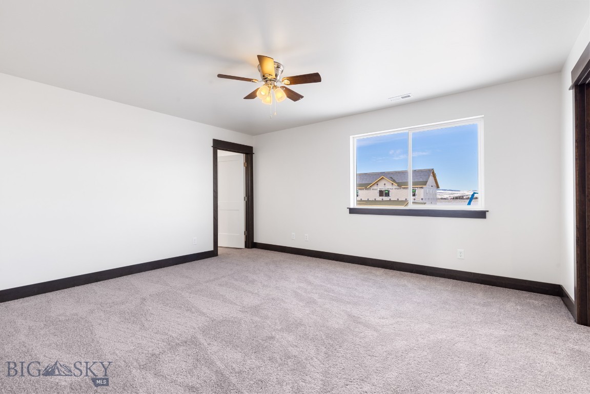 2022 Windjammer B Property Photo 25