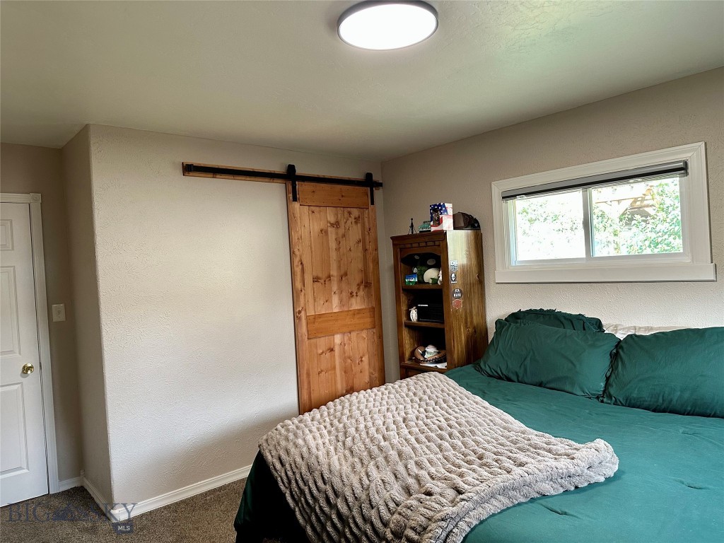 2908 Phillips Street Property Photo 7