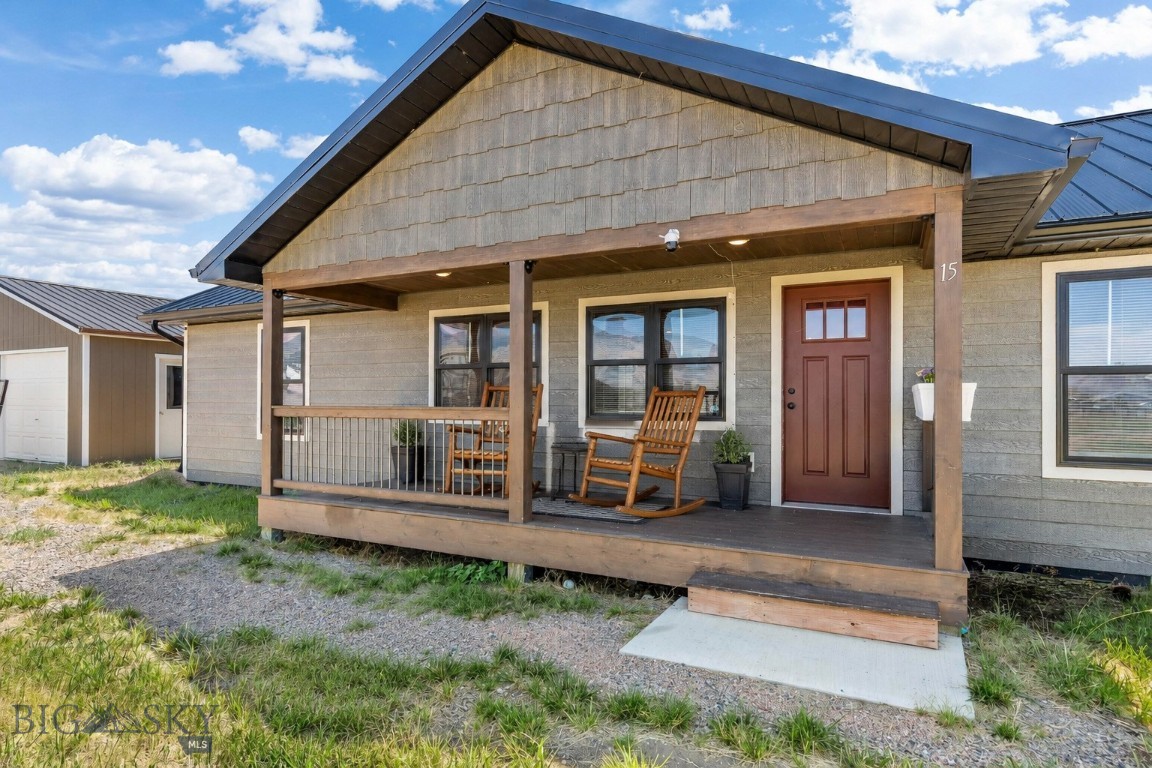 15 Sapphire Way Property Photo 16