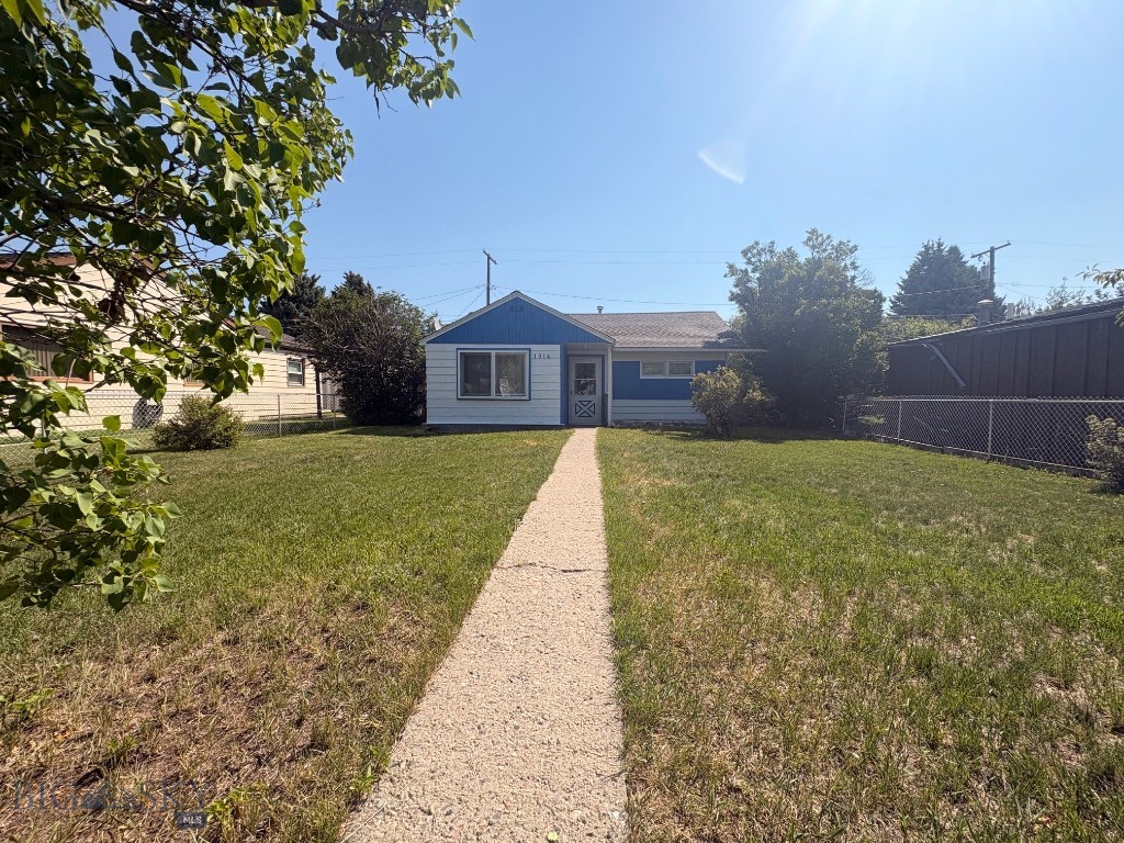 1914 Monroe Property Photo 2