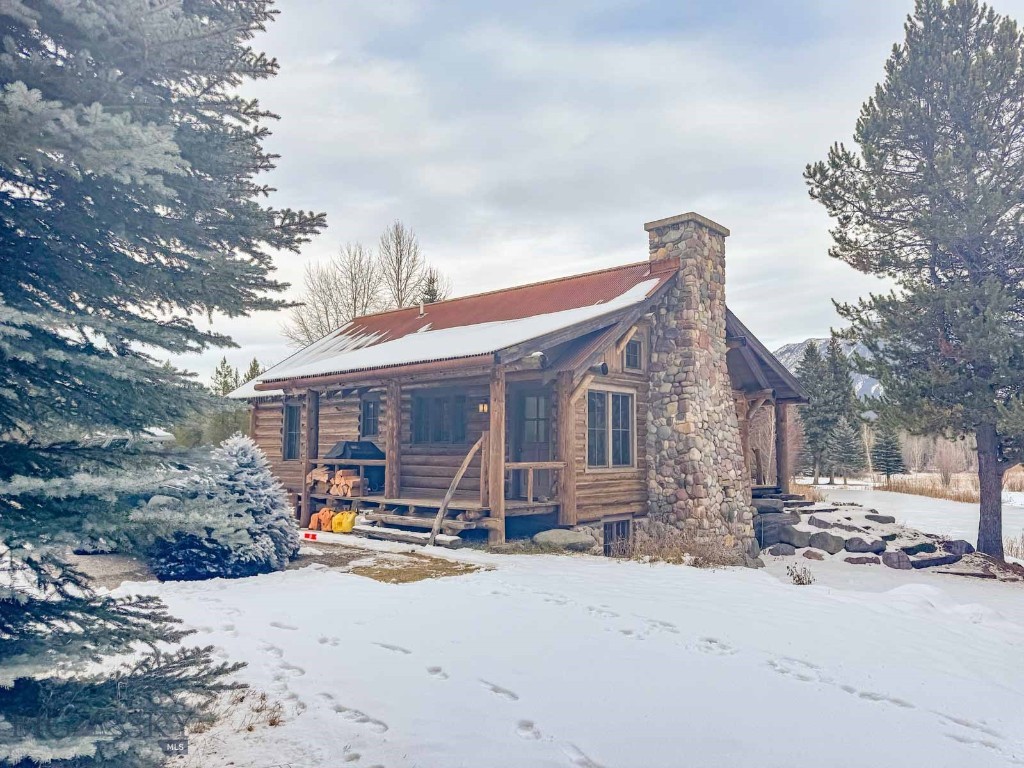 300 Desert Lodge Property Photo 11