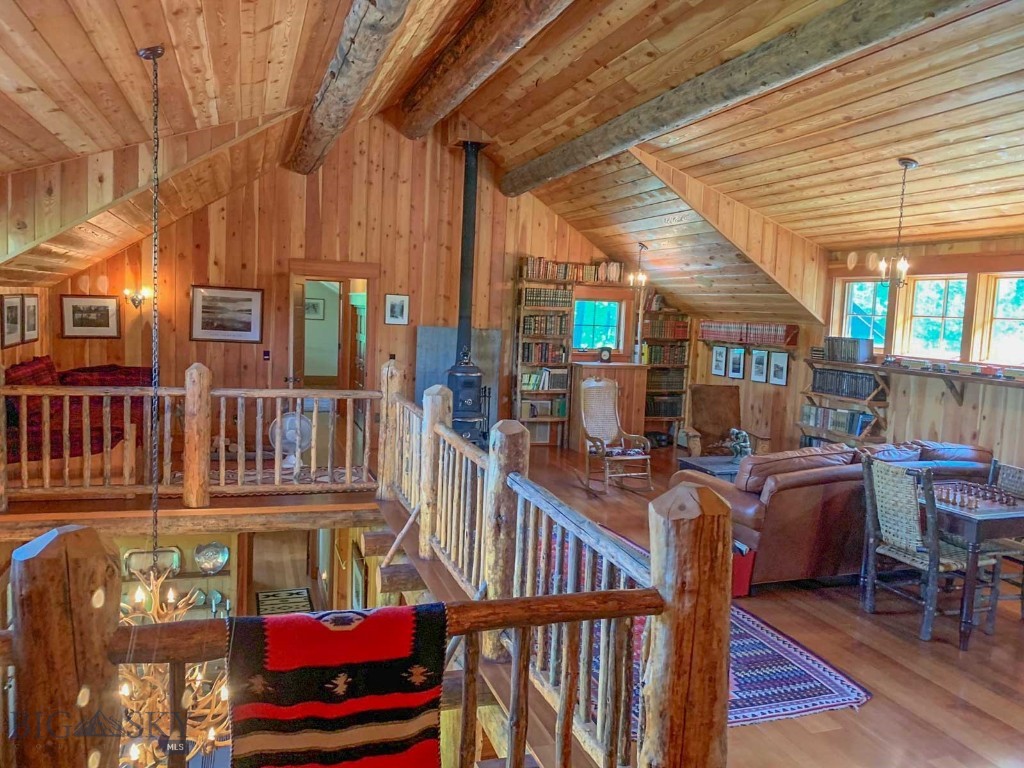 300 Desert Lodge Property Photo 38