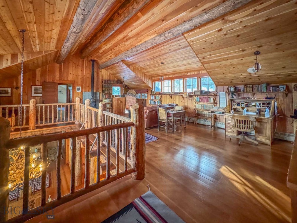 300 Desert Lodge Property Photo 39