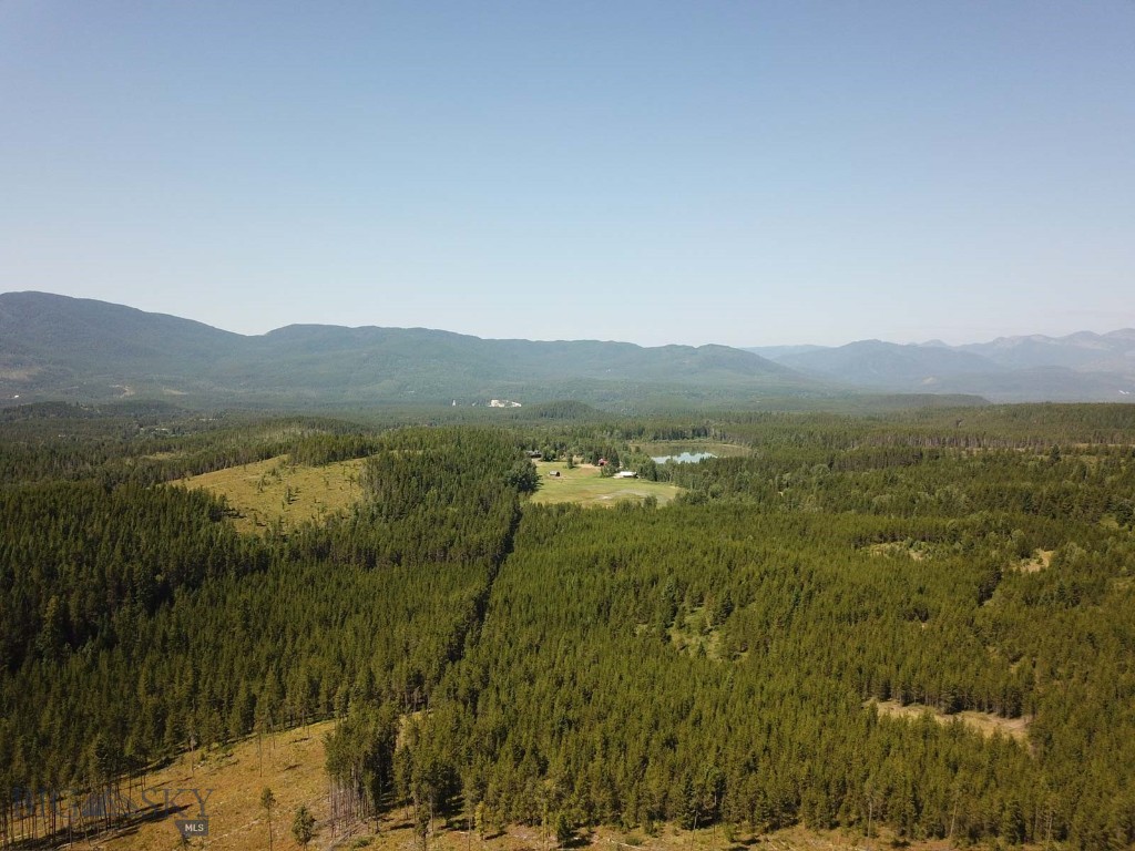 300 Desert Lodge Property Photo 43