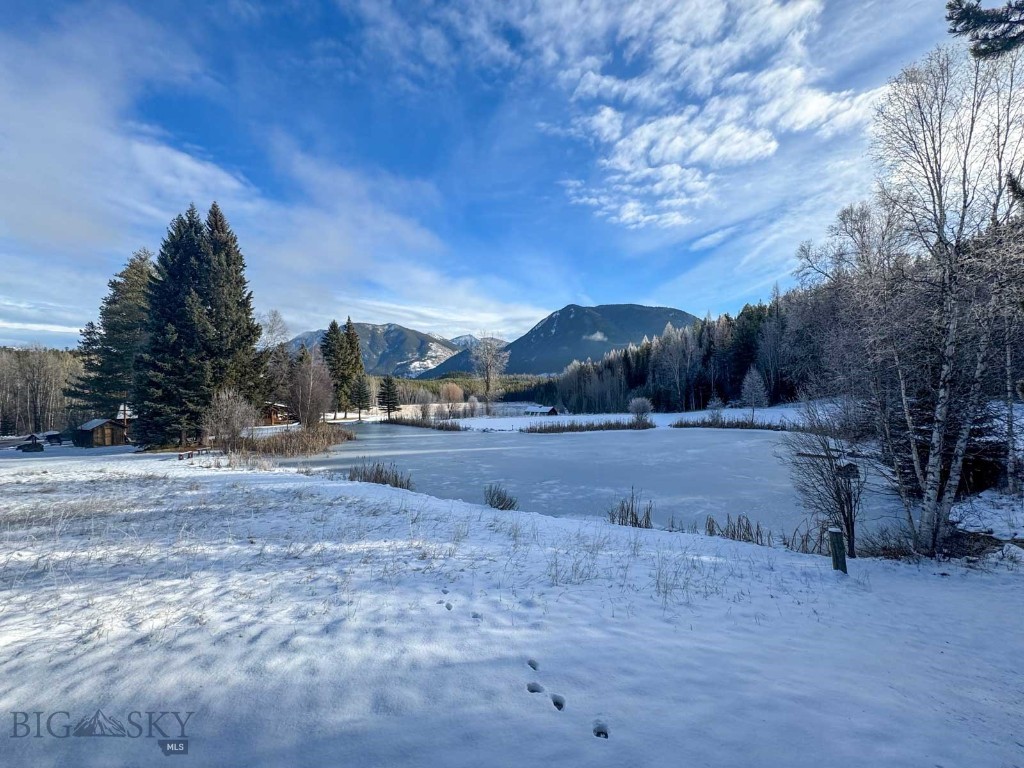 300 Desert Lodge Property Photo 48