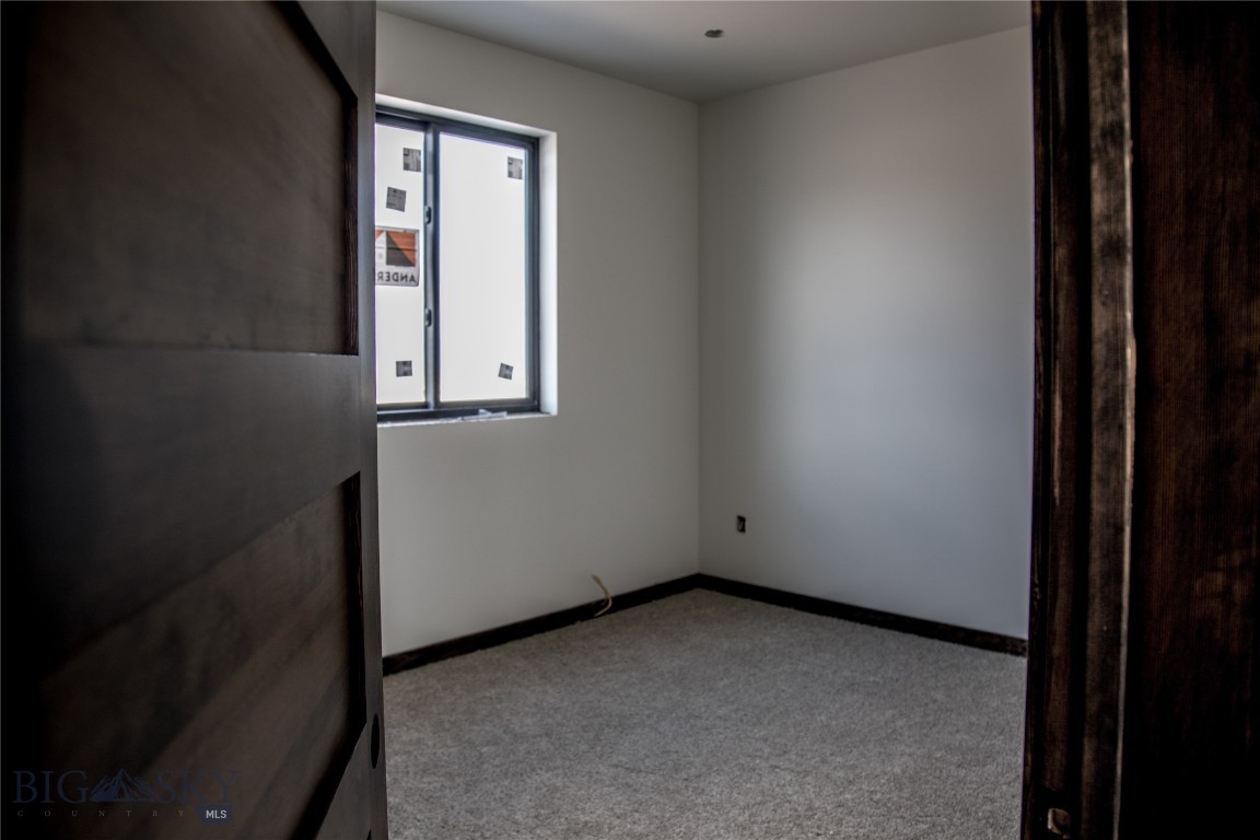 4 Raven Road N Property Photo 15