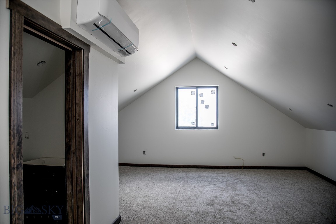 4 Raven Road N Property Photo 18