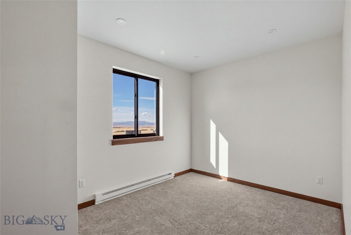 4 Raven Road N Property Photo 23