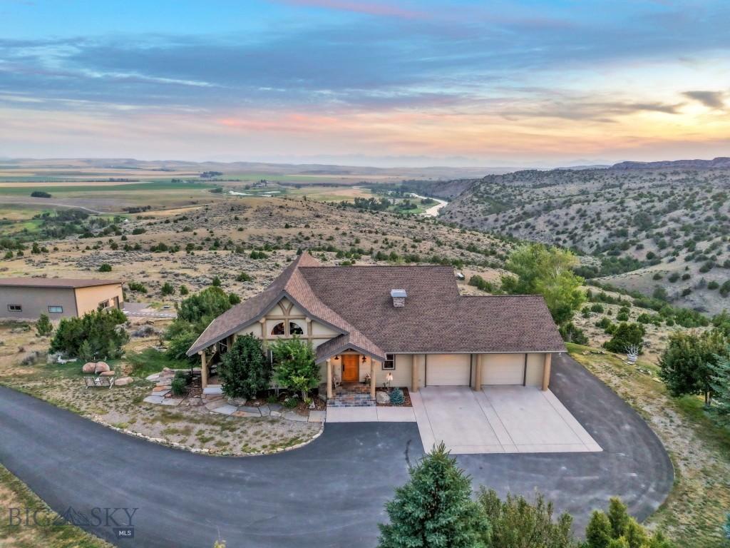 1061 Lookabout Lane Property Photo 3