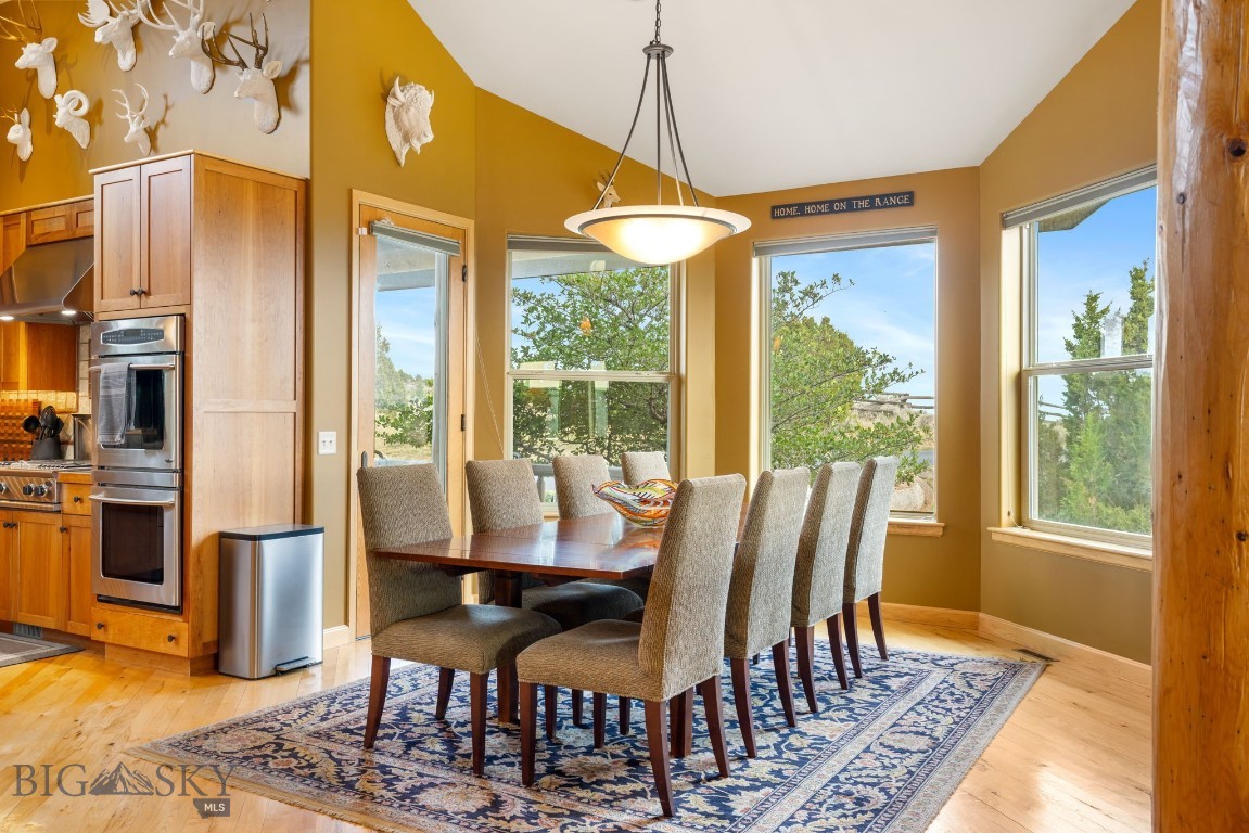 1061 Lookabout Lane Property Photo 20
