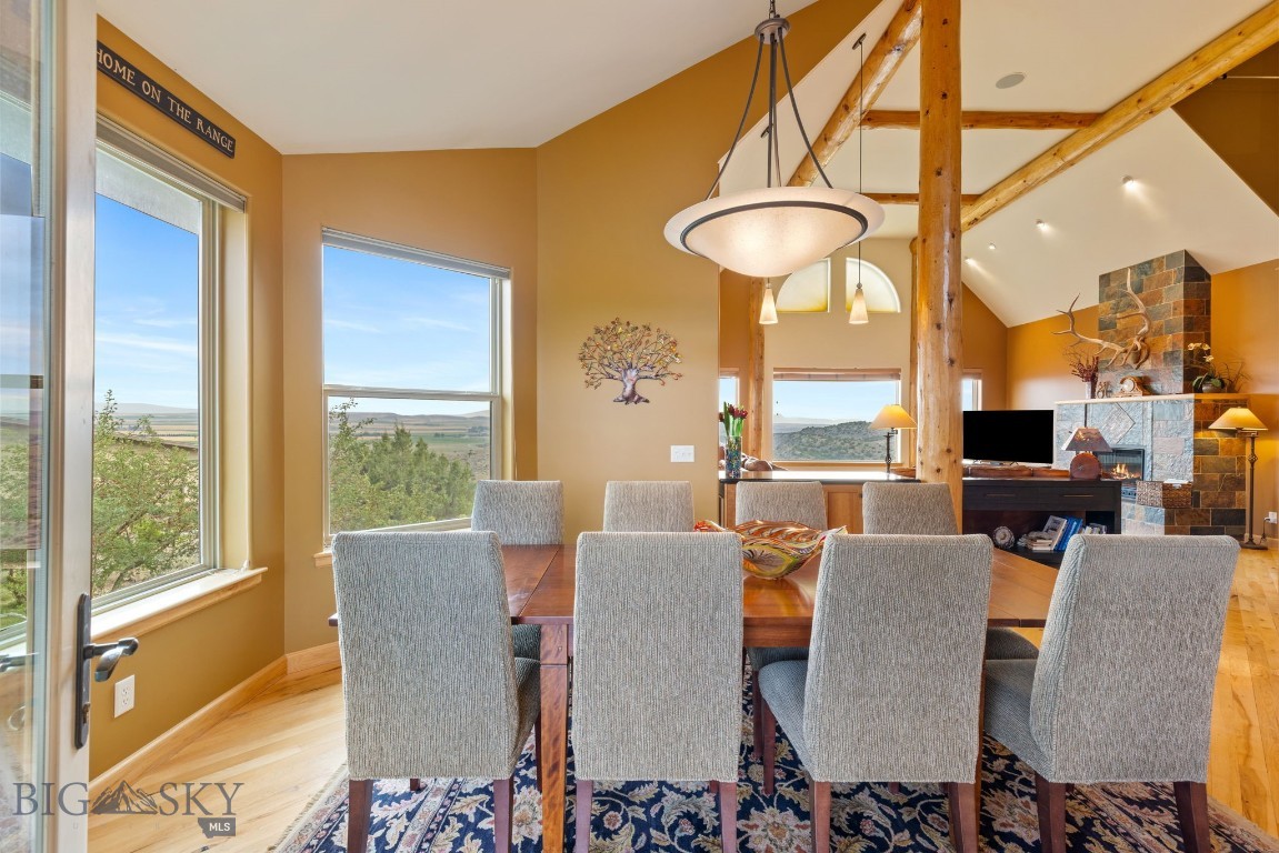 1061 Lookabout Lane Property Photo 21