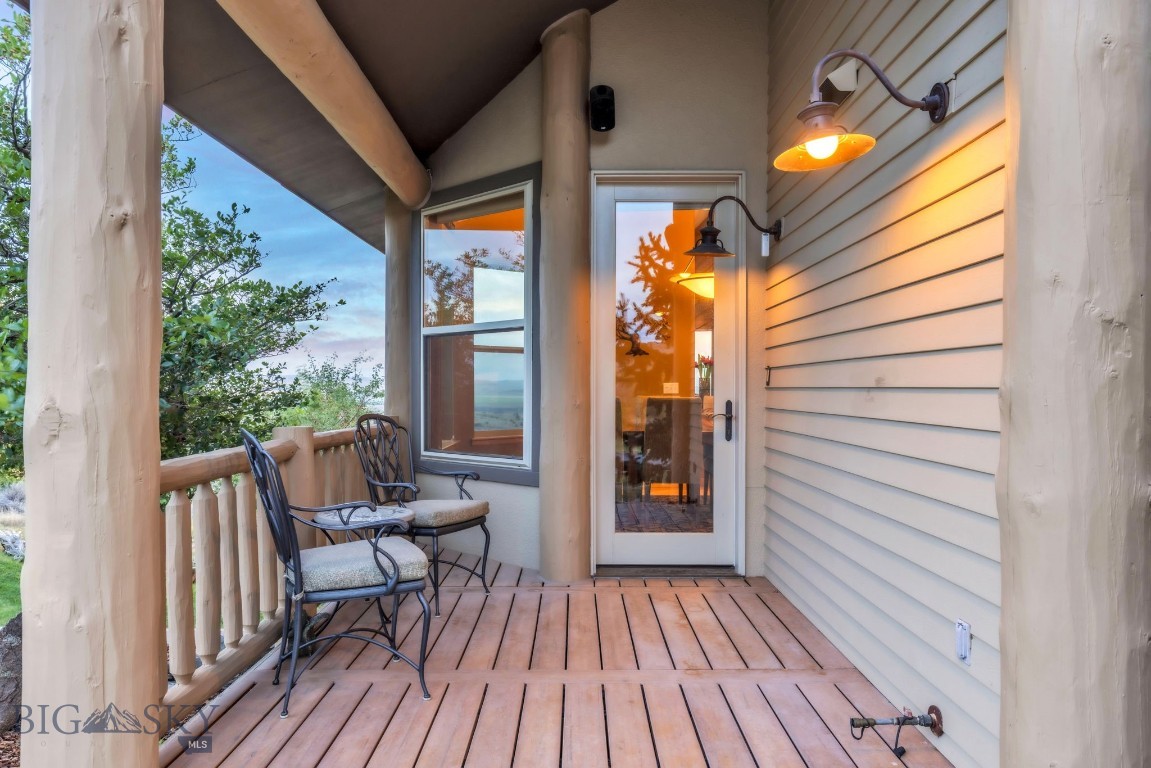 1061 Lookabout Lane Property Photo 22