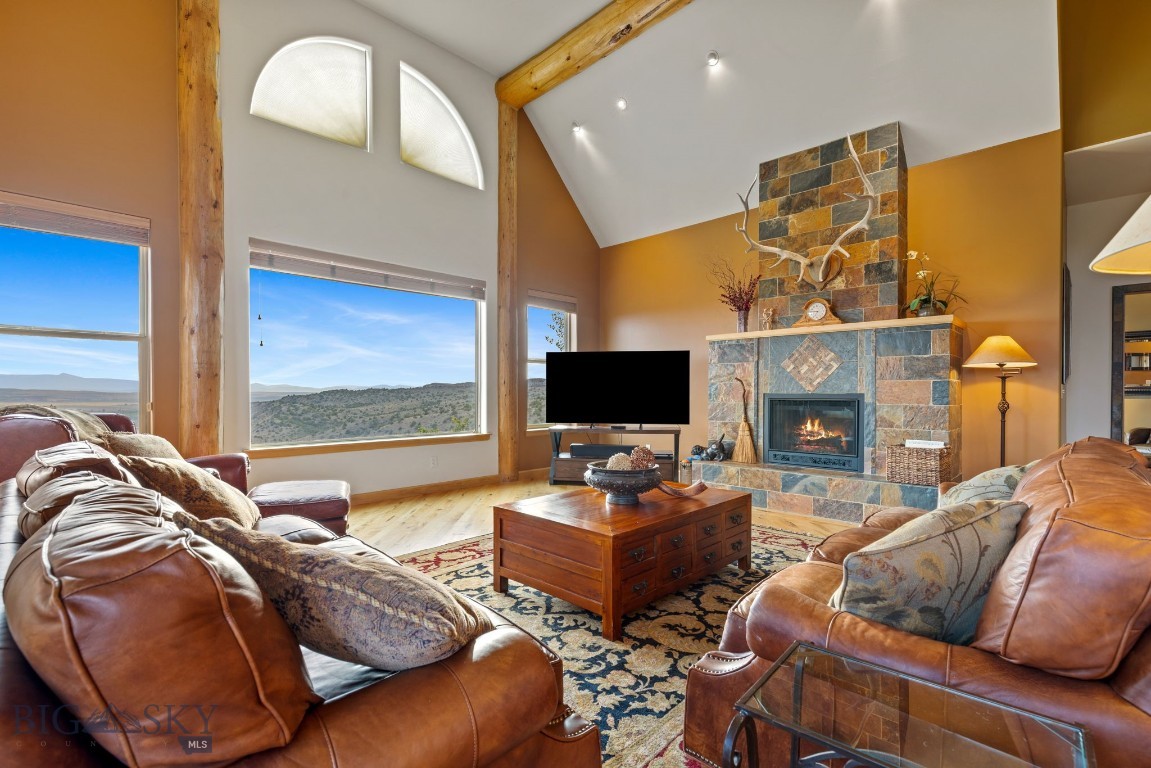 1061 Lookabout Lane Property Photo 29