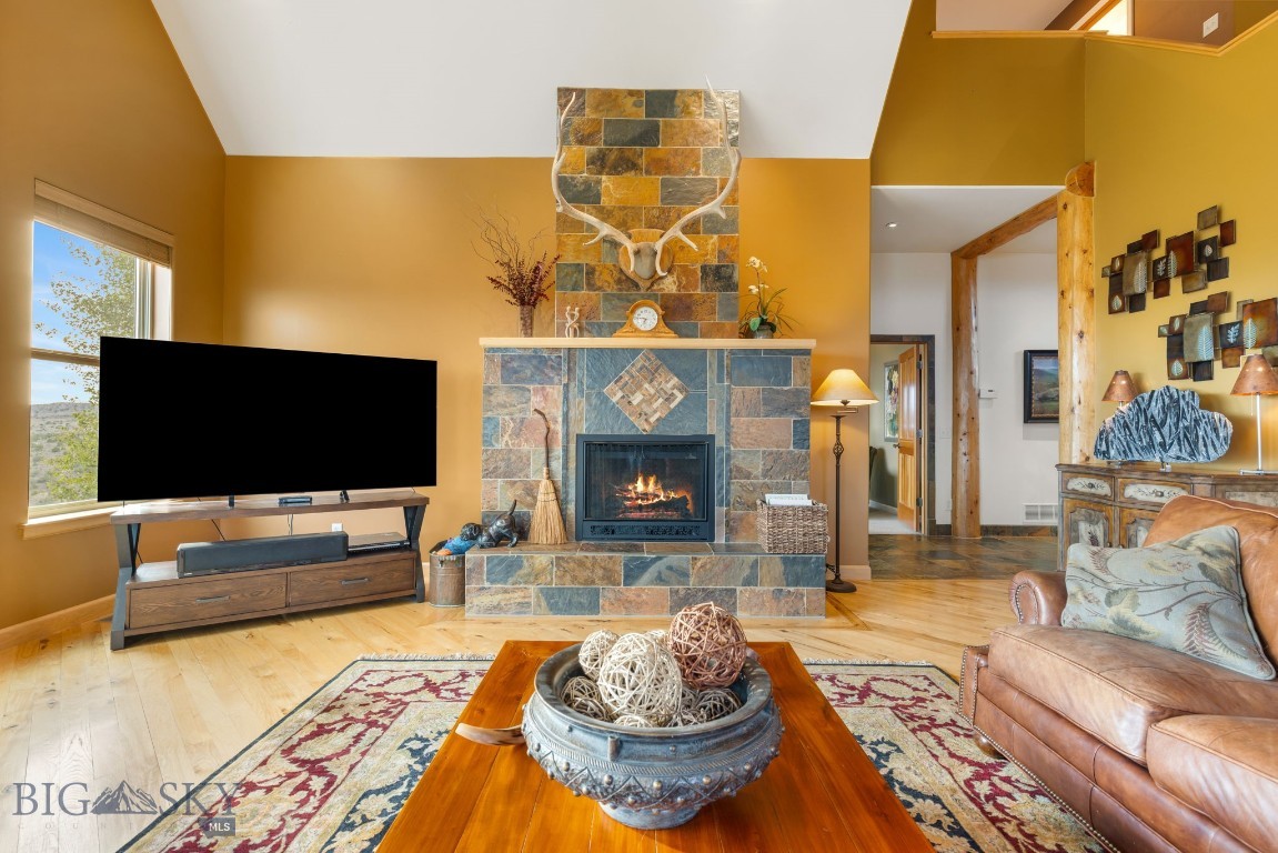 1061 Lookabout Lane Property Photo 30