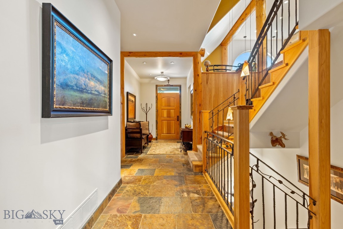 1061 Lookabout Lane Property Photo 32