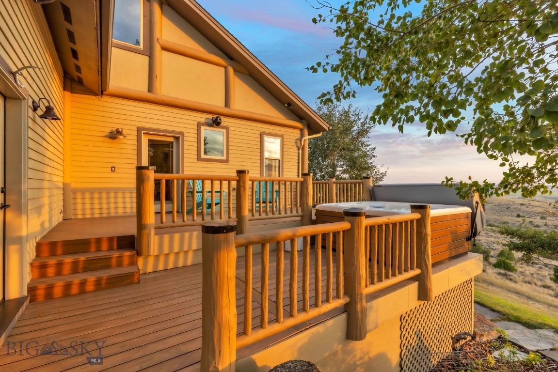 1061 Lookabout Lane Property Photo 43