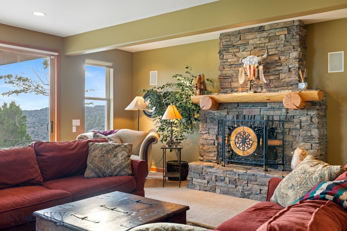 1061 Lookabout Lane Property Photo 56